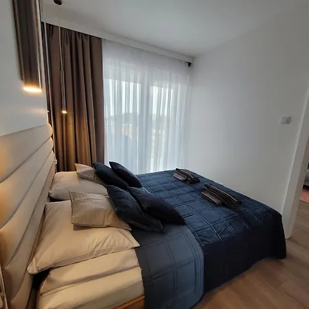 Apartment Perłowa Glam Haven 418 *