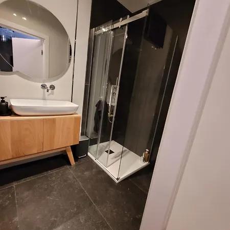 Perłowa Glam Haven 418 *