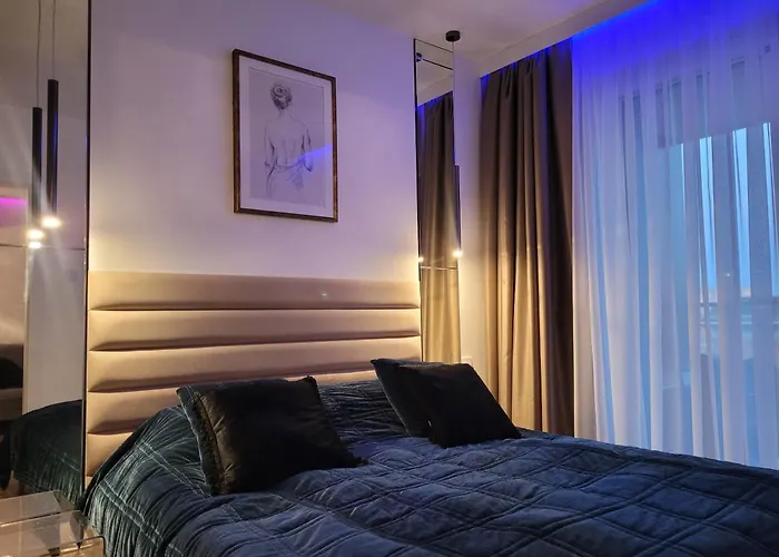 Perlowa Glam Haven Апартаменты Колобжег