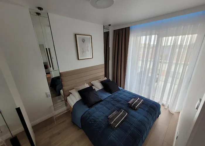 Perlowa Glam Haven *